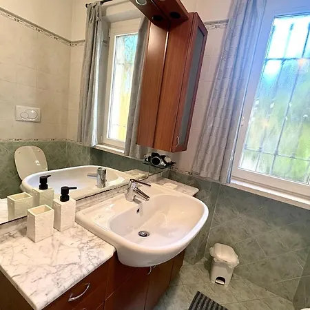 The Nest-casa Con Giardino Nyaraló *